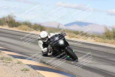 media/Nov-16-2025-Race Pace (Sun) [[8c5fa54630]]/Non Verified Riders (1st 20 Minutes)/3-Turn 3 Inside (11am)/